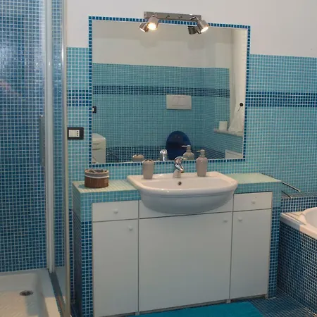 Perdiana House Gênes