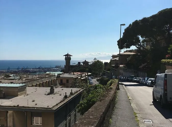 Perdiana House דירה ג'נובה